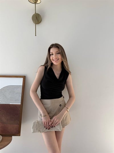 Degaje Yaka Omuz Aksesuar Detay Sandy Bluz Siyah 2311