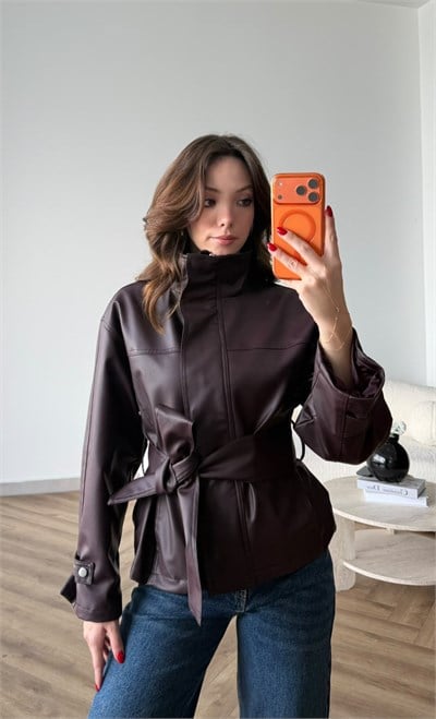 Dik Yaka Bel Kuşaklı Çıtçıt Detay Astarlı Deri Mont Mürdüm 2497