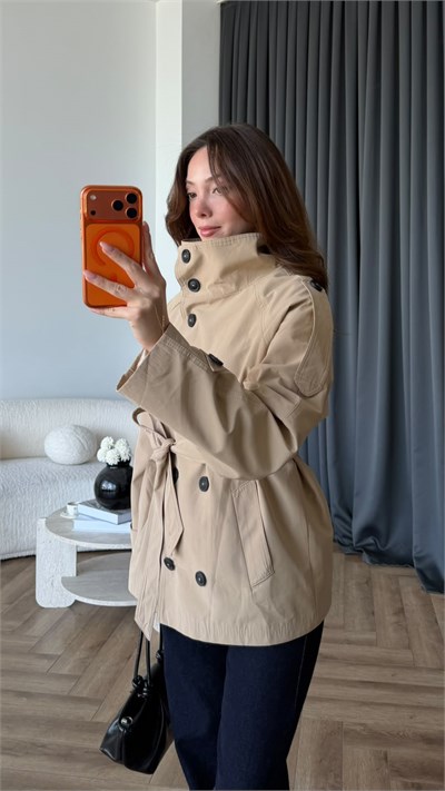 Dik Yaka Detay Bel Kuşaklı Apolet Detay Premium Trençkot Bej 2459
