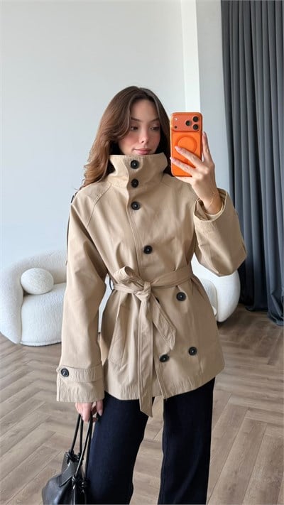 Dik Yaka Detay Bel Kuşaklı Apolet Detay Premium Trençkot Bej 2459