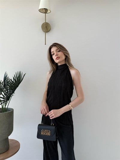 Halter Yaka Sırt Dekolte Detay Bluz ve Pantolonlu Pilise Takım Siyah 2273