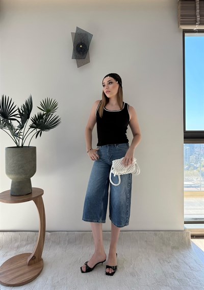 Kare Yaka Burgu Detay Atlet Siyah 2359