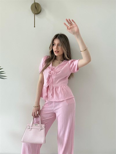 Karpuz Kol Bağlama Detay Yelek ve Pantolonlu Gofre İkili Takım Pembe 2150