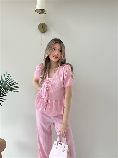 Karpuz Kol Bağlama Detay Yelek ve Pantolonlu Gofre İkili Takım Pembe 2150