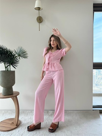 Karpuz Kol Bağlama Detay Yelek ve Pantolonlu Gofre İkili Takım Pembe 2150