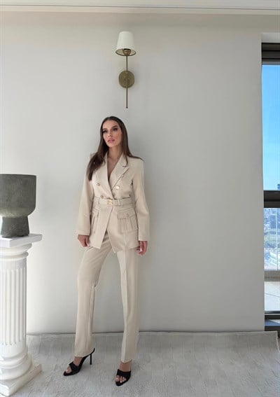 Kemer Ve Düğme Detay Blazer Ceket Ve Pantolonlu Double Kumaş İkili Takım Bej 2077