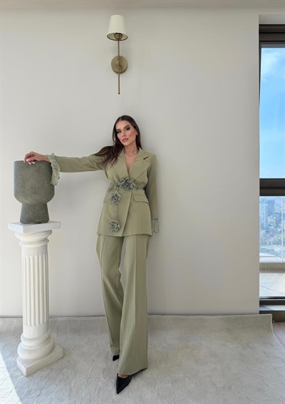 Kol Tül Detay Bel Kuşaklı Blazer Ceket Ve Pantolonlu Kumaş Takım Haki 2068