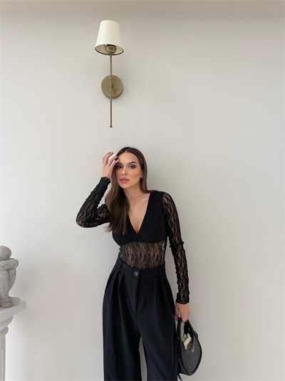 Kruvaze Yaka Dantel Bodysuit Siyah 2057