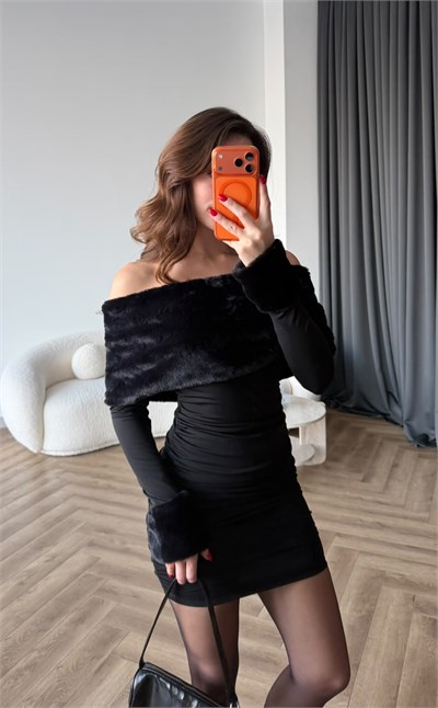 Madonna Yaka Kürk Detay Drapeli Elbise Siyah 2539