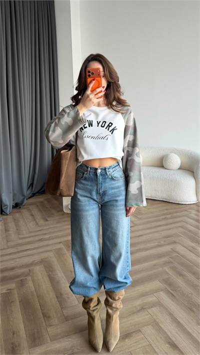 New York Baskılı Kol Garne Detay Oversize Sweat Beyaz Kamuflaj 2522