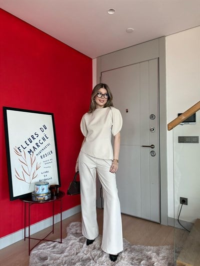 Omuz Yırtmaç Detay Asimetrik Bluz ve Pantolonlu İkili Takım Bej 2163