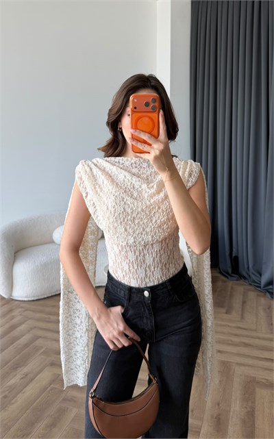 Şal Yaka Omuz Saçaklı Dantel Bodysuit Krem 2488