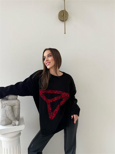 SIRT YAZI DETAY OVERSİZE KAZAK SİYAH 2020