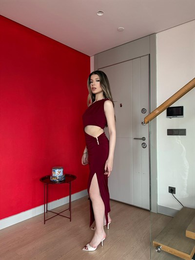 Tek Omuz Bel Aksesuar Detay Yırtmaçlı Elbise Bordo 2206