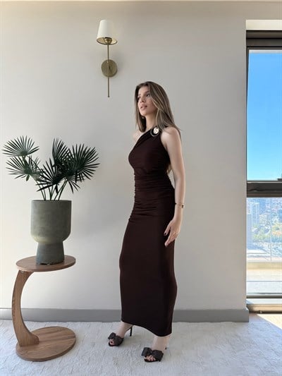 Tek Omuz Drape Aksesuar Detay Sandy Elbise Acı Kahve 2324