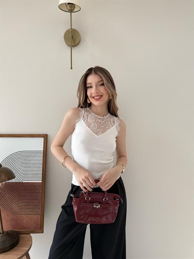 Yaka Dantel Detay Sıfır Kol Triko Atlet Beyaz 2180
