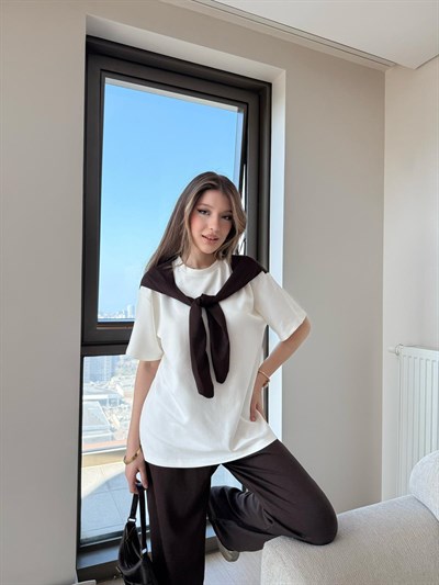 Yaka Fular Detay Tişört ve Pantolonlu Modal Kumaş İkili Takım Kahve 2140