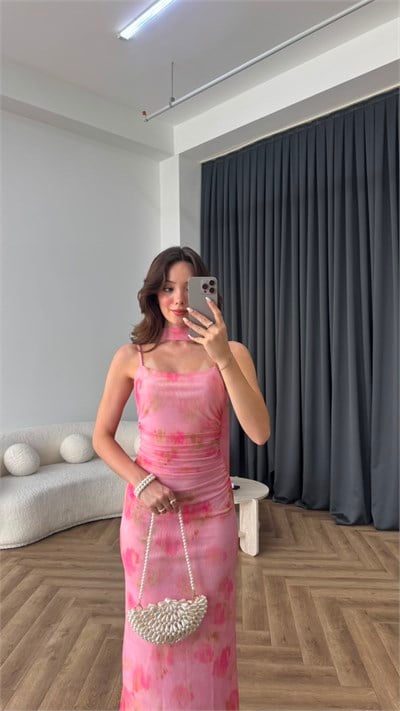 Yaka Fular Detay Tül Astarlı Askılı Elbise Pembe 2382