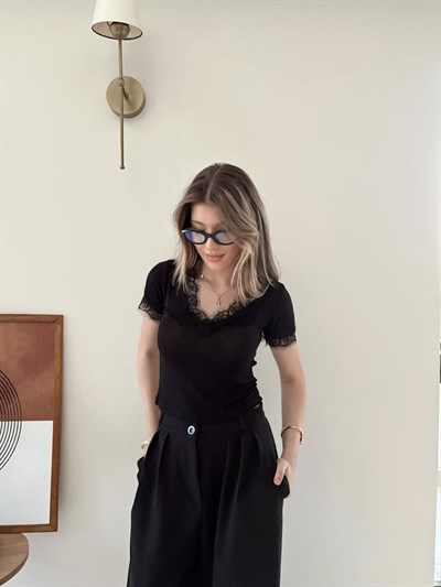 Yaka Ve Kol Dantel Detay Modal Bluz Siyah 2134