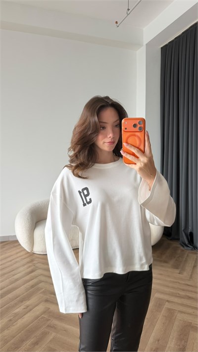 Yaka ve Sırt Baskı Detay Sweat Beyaz 2476