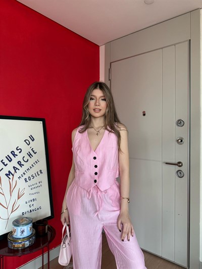 Yelek ve Pantolonlu Çilek Kumaş İkili Takım Pembe 2161