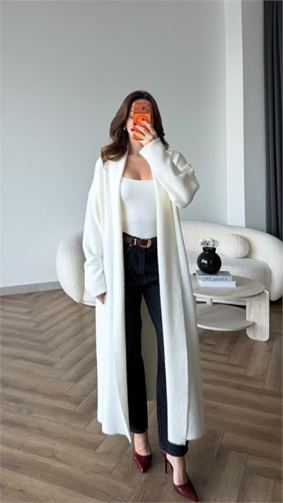 Yumoş Oversize Hırka Beyaz 2519