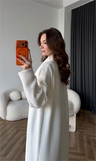Yumoş Oversize Hırka Beyaz 2519