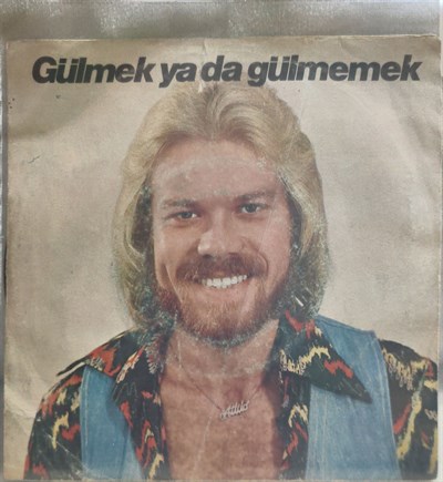 Atilla Atasoy Gülmek yada gülmemek 45 lik PLAK 