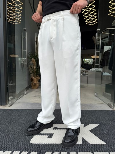 Beyaz GG Kemer Detaylı Premium Pantolon