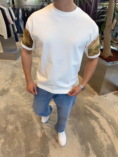 Beyaz Kol Detaylı T-Shirt -SNZ1334