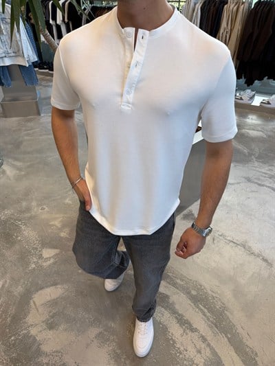 Beyaz Yaka Düğmeli Modal T-Shirt -SPF3045