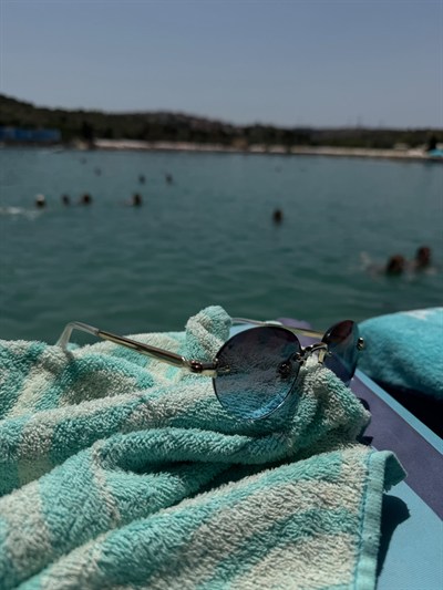 Ocean Blue Yuvarlak Metal Çerçeve Güneş Gözlüğü
