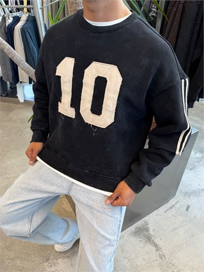 Siyah 10 Numara Parçalı Sweat ES10