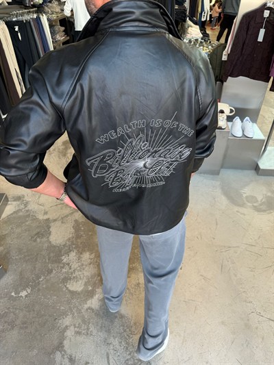 Siyah Arka Baskılı Deri Ceket