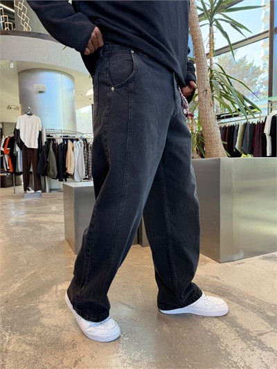 Siyah Extra Super Baggy Parçalı Kot Pantolon WE2854