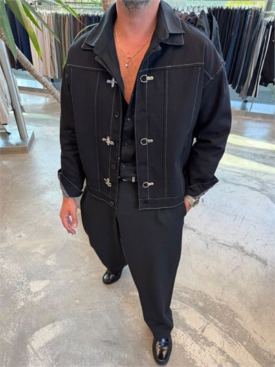 Siyah Gabardin Kancalı Tasarım Ceket KA4657