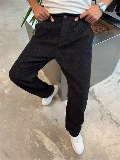Siyah Metalik Kumaş Pileli Pantolon KP026