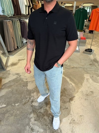 Siyah Minimal Baskılı Yakalı T-Shirt NWP10004