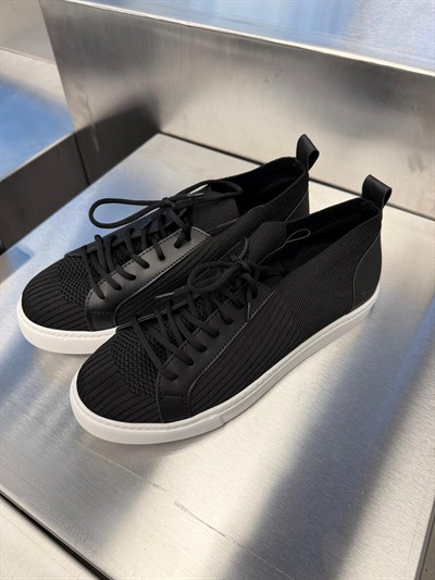 Siyah Triko Ayakkabı