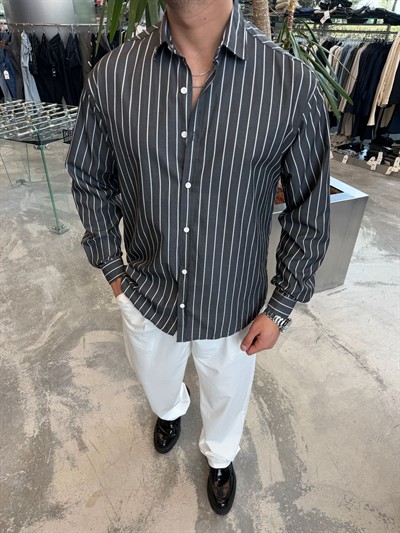 WLM Siyah Çizgili Gömlek