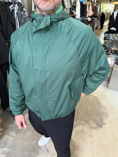 Zümrüt Kapüşonlu Mevsimlik Ceket