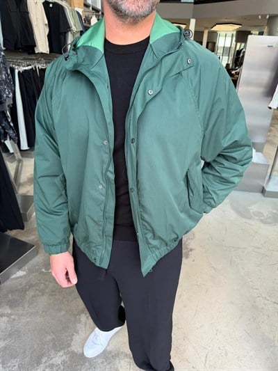 Zümrüt Kapüşonlu Mevsimlik Ceket