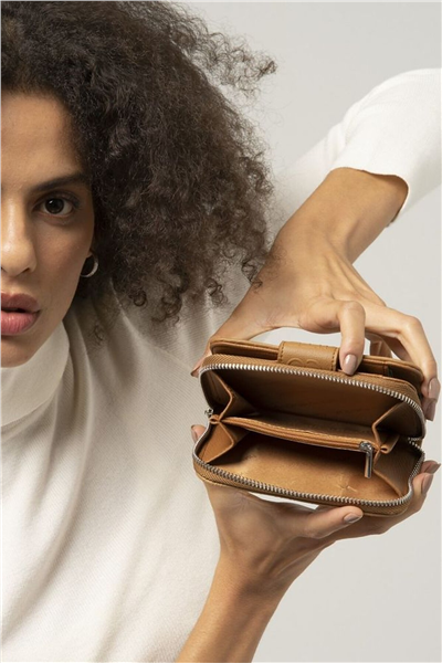 Benetton Gofraj Kadın Portföy & Clutch Çanta