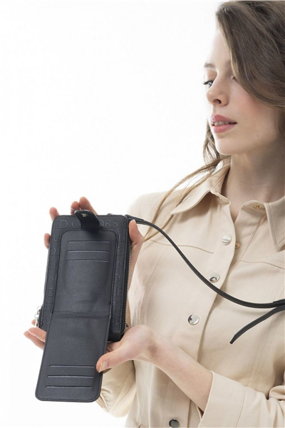 Benetton Gofraj Kadın Telefon Çantası