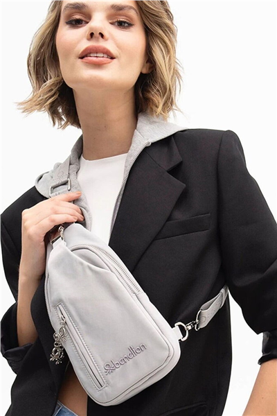 Benetton Logo Detaylı Kadın Body Bag