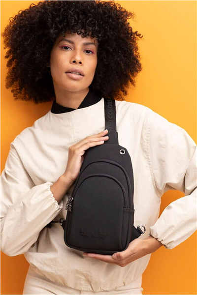 Benetton Logo Detaylı Kadın Body Bag