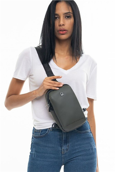 Benetton Logo Detaylı Kadın Body Bag