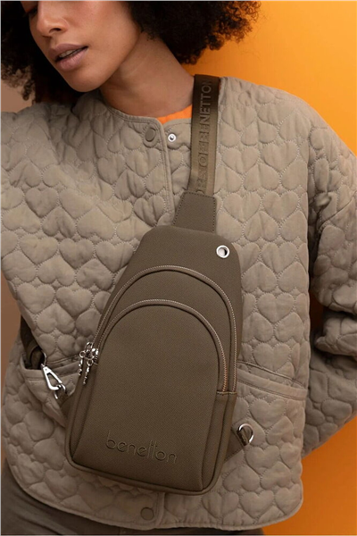 Benetton Logo Detaylı Kadın Body Bag