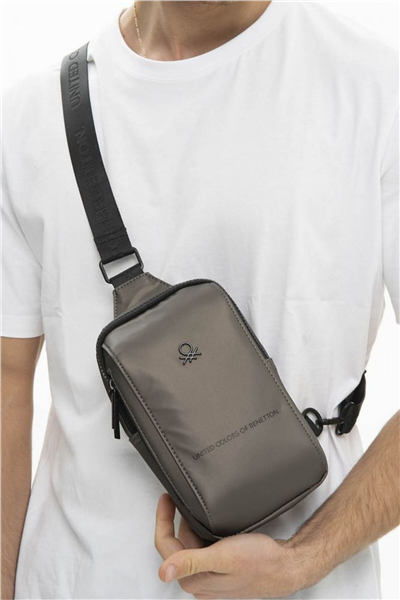 Benetton Logo Detaylı Kadın Body Bag