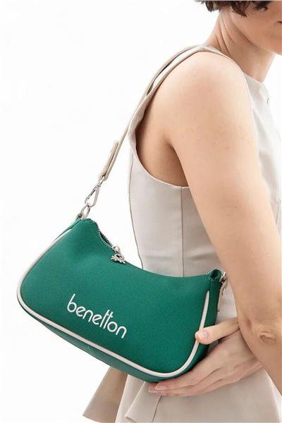 Benetton Logo Detaylı Kadın Çapraz Askılı Çanta